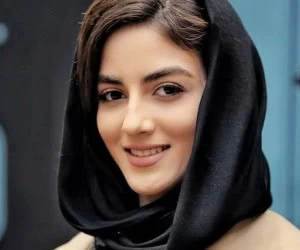 پردیس پورعابدینی