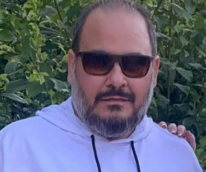 رضا داوودنژاد