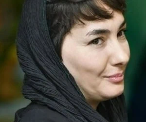 زری خوشکام