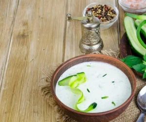 آبدوغ خیار