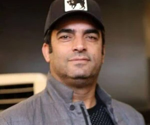 منوچهر هادی