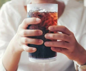 نوشابه گازدار