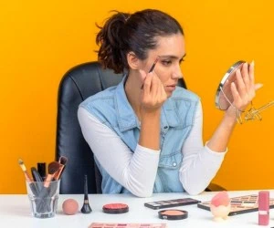 آرایش کردن