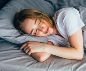 به چپ خوابیدن