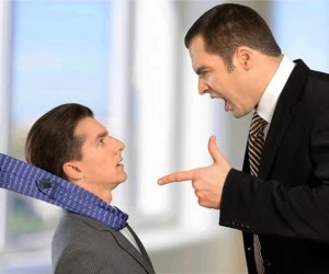 برخورد با تهدید