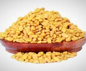  خواص برگ و روغن شنبلیله برای سلامت، درمان، پوست و مو + عوارض 