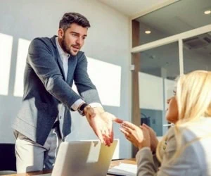 مدیریت عملکرد کارکنان