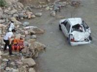 سقوط پراید در رودخانه