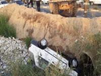 سقوط پراید به کانال آب