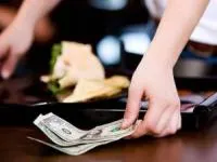 دستگیری زن به دلیل عجیب