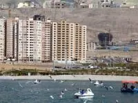 تمساح دریاچه چیتگر