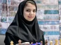 سارا خادم الشریعه