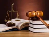 آزمون وکالت