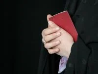 شناسنامه جلد قرمز