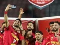 بازیکن لیگ برتر