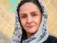 گلاب آدینه