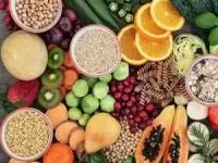 کدام خوراکی ها به جلو انداختن پریود کمک می کند؟