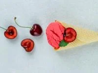 بستنی آلبالو گیلاس