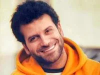 روزبه حصاری