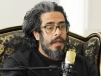 پوریا شکیبایی