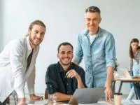 رفتار حرفه ای در محیط کار