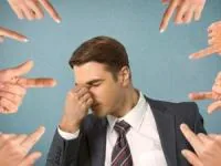 پاسخ به انتقاد