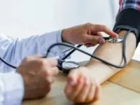 گرفتن فشار خون