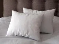 خواب با بالش