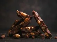 خوردن شکلات