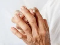 لرزش دست ها