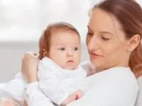 کم بودن شیر مادر