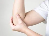 ضربه به آرنج
