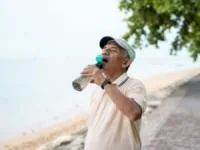 نوشیدن آب