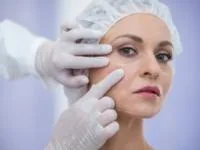 عوارض عمل زیبایی