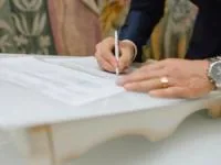 عقد محضری