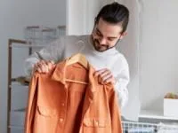 نگهداری کفش و لباس