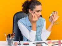 آرایش کردن