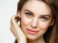 روشن شدن لبهای تیره