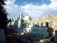 معبد آناهیتا