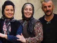 بازیگران فیلم درخونگاه
