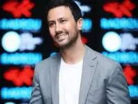 شاهرخ استخری
