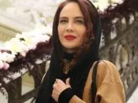 نگین صدق گویا
