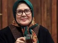 آفرین عبیسی