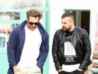محمدرضا گلزار و هومن سیدی