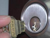 کلید شکسته در قفل