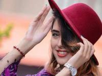 ژست عکاسی دخترانه پروفایل