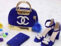 کیف و کفش آبی