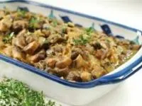 خوراک مرغ با جو و قارچ