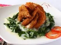 میگو سوخاری با اسفناج