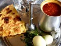 آبگوشت با لوبیا چشم‌ بلبلی